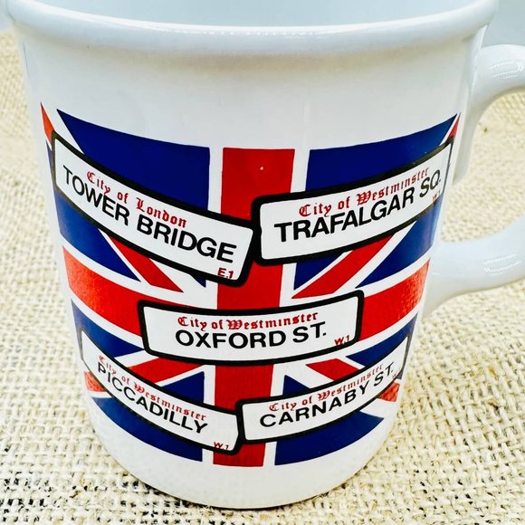 Vintage Union Jack Britain London Mug - Picture 2 of 7
